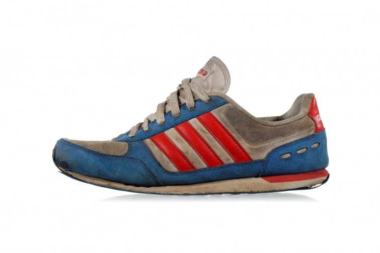 Adidas Neo City Racer sneaker mens well worn 30WWS